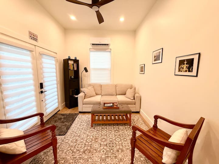 Farmhouse Chic-carriage House - Savannah