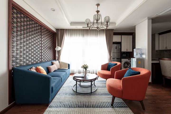 City Center Shiny 120m2 2br Apt| Lift| Thaicom - China