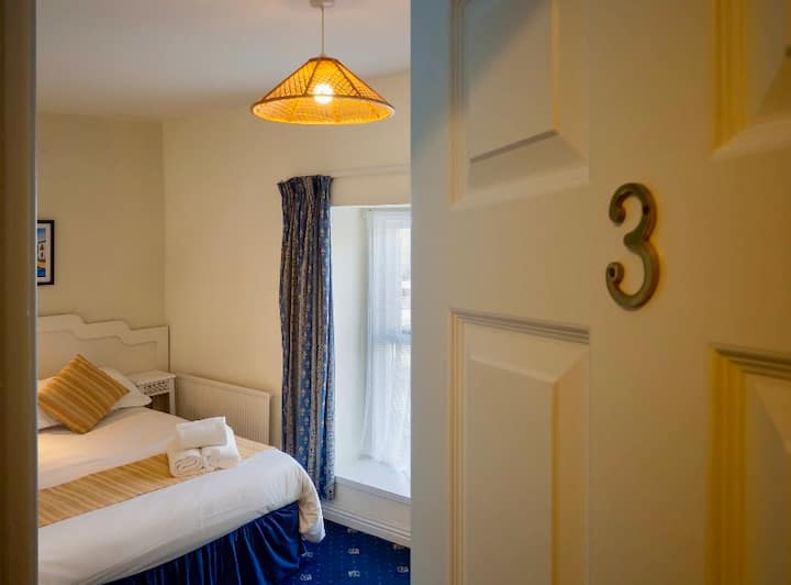 غرفة النوم 2