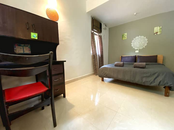 Bedroom 2 image 2