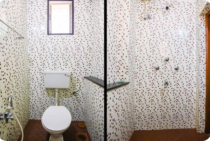Full bathroom 1 image 1