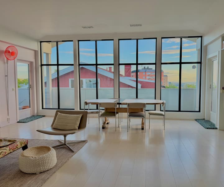 Stylish Loft W/ Terrace In Grünerløkka. Fjord View - Oslo