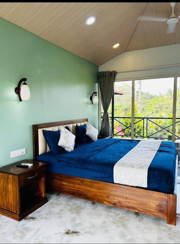 Bedroom 1 image 1