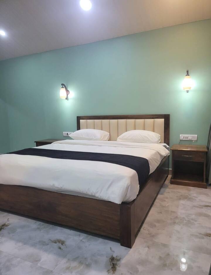 Bedroom 4 image 1