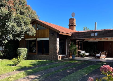 A spectacular house in Piriapolis
