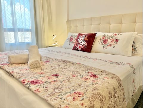 High Floor | 152 meters SEA SIDE | Garage