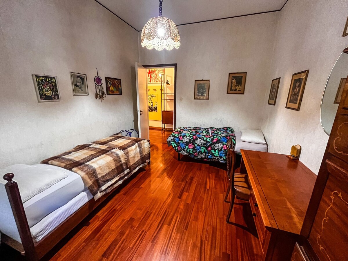 غرفة النوم 2