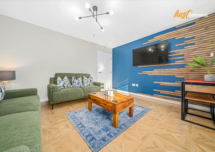 2br W/ Parking | Sleeps 4 | Near Airport&transport - Paisley