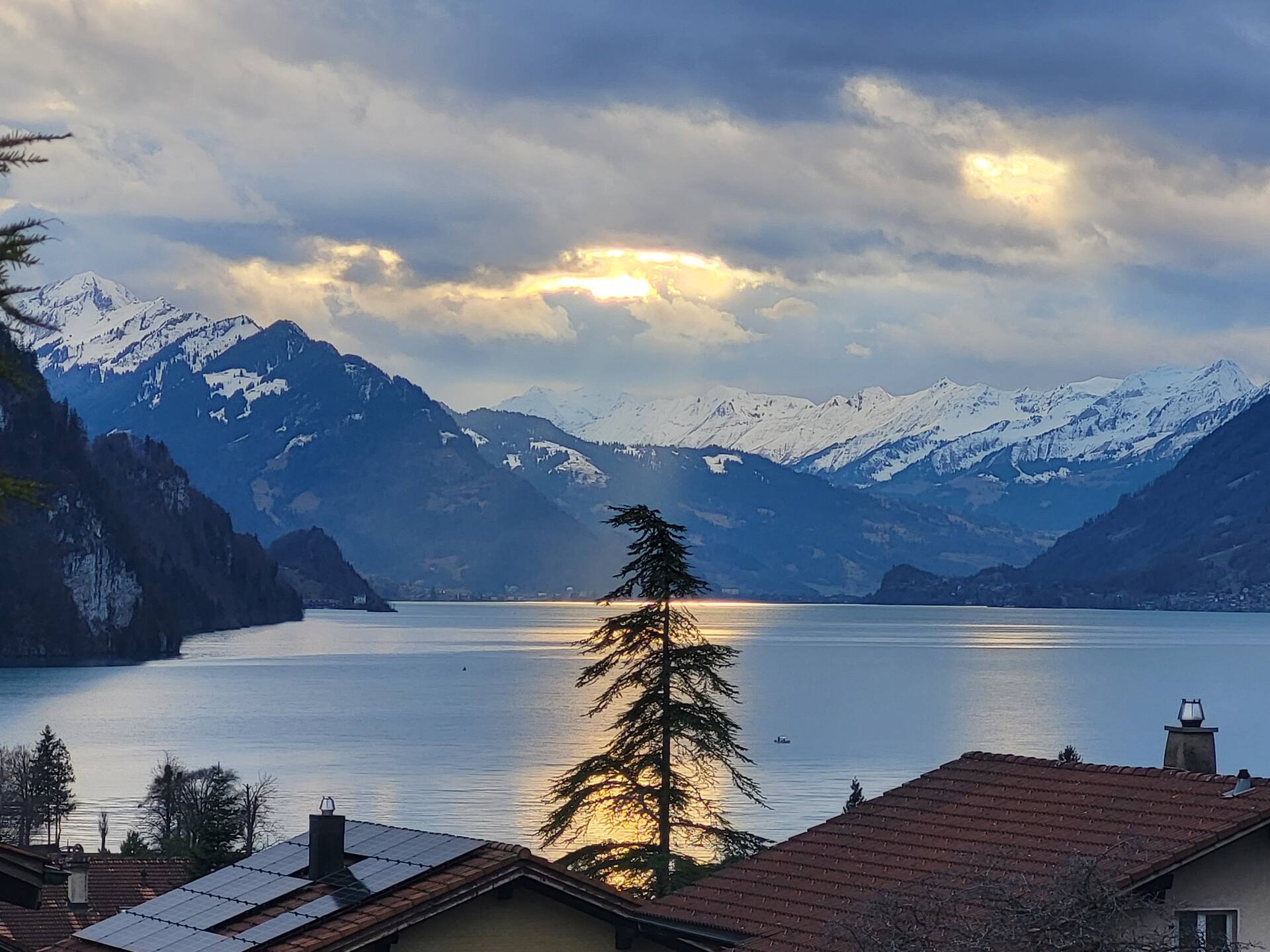 Rothorn Angel • Lake View & Private Parking •