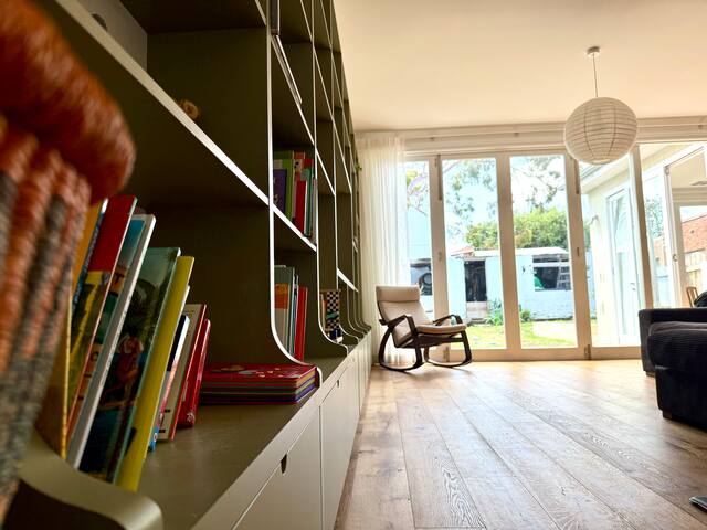 Skip to the beach gallery image 4