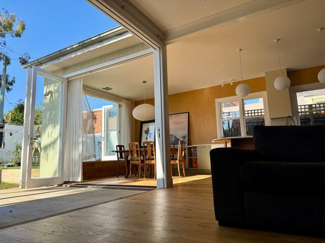 Skip to the beach gallery image 5