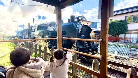 SL locomotive excitement/4 bedrooms + kids room/max 17 people/2 mins to station/roofed BBQ/Nikkou si