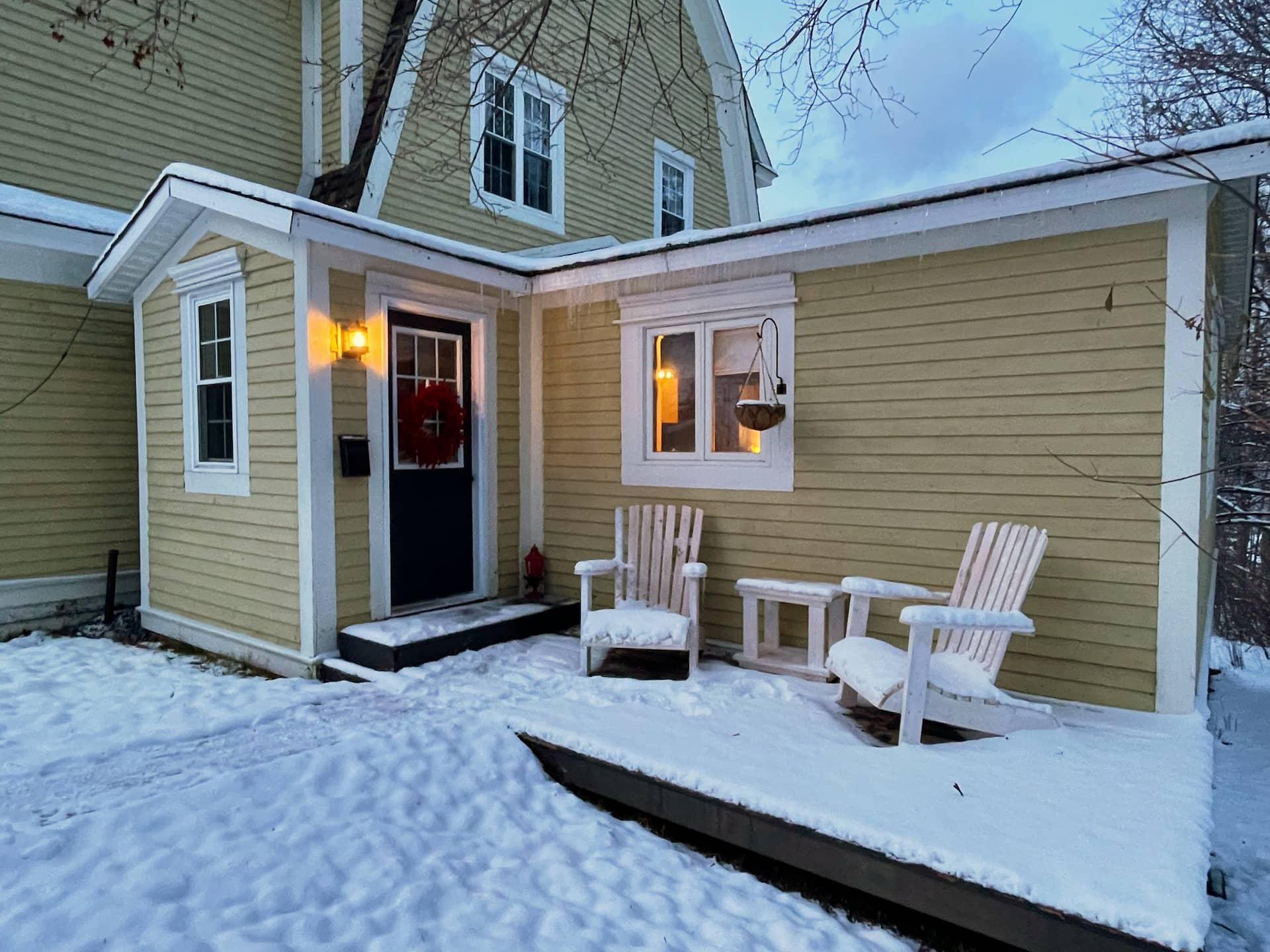 Curling’s Ridge Guesthouse - 2 Bedrooms