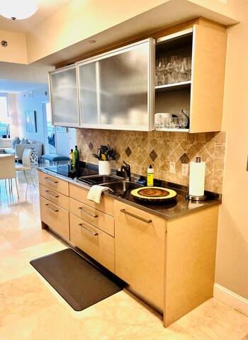 Spectacular Beach Front 3Bedroom gallery image 4