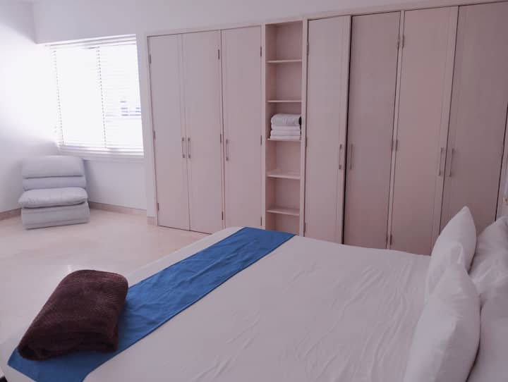 Izba s pohodlnou posteľou, ktorá vám poskytne najlepší odpočinok