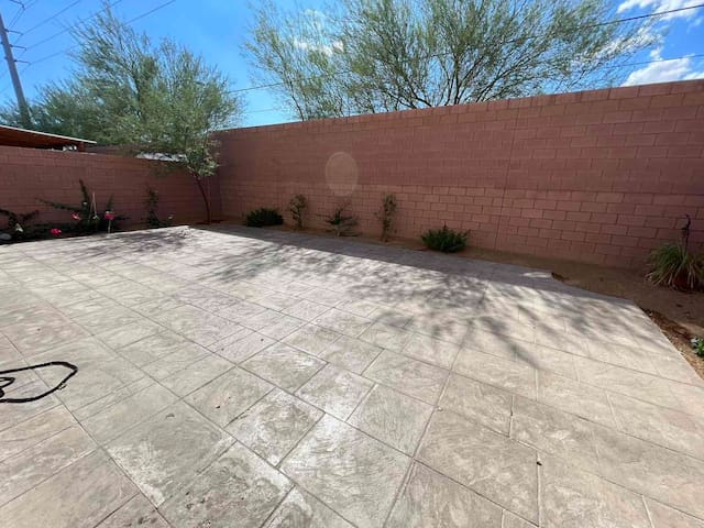 #65 Cheerful Tri-Level 6BD 4K+ SQFT Arcade Games gallery image 3