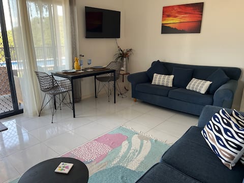 Bowen Sunrise retreat, “HOME STAY”guest suite.