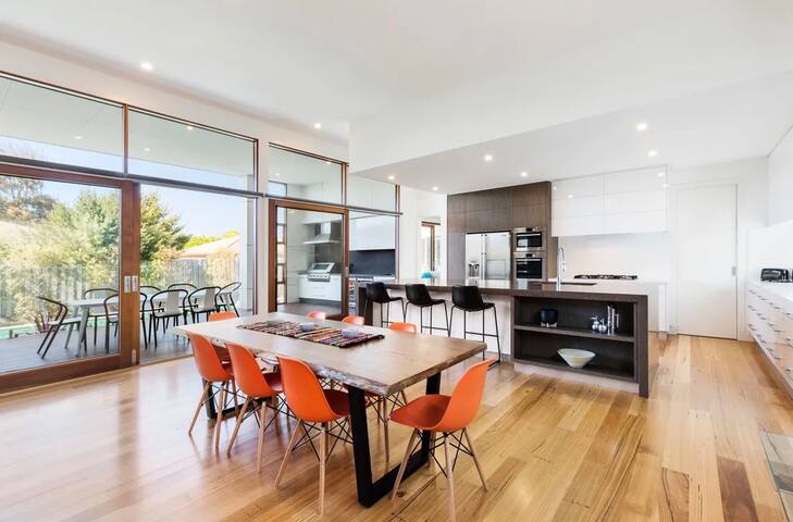 Beach Paradise gallery image 5