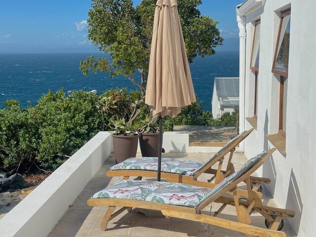 Ocean View Haven Simonstown gallery image 3