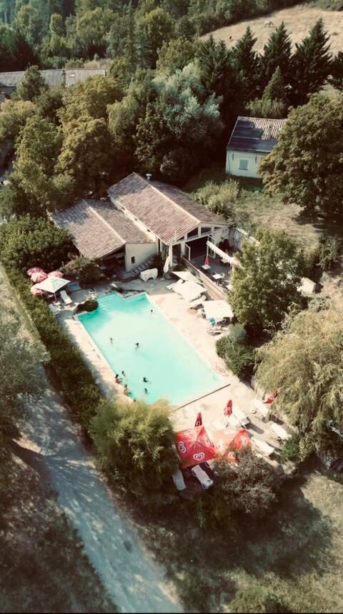 Estate for 35 people