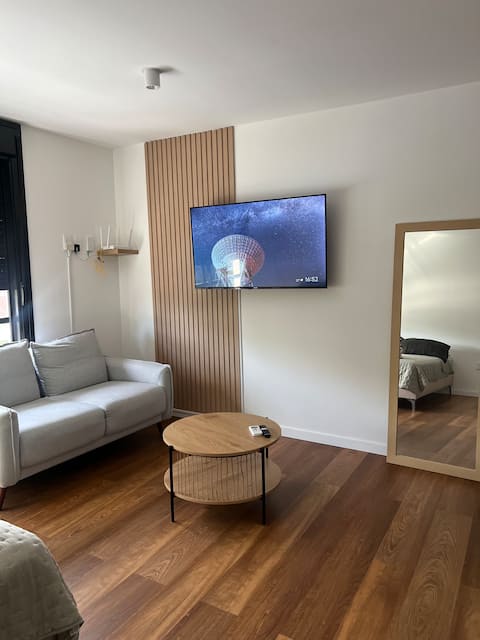 Anuncio de Airbnb popular: Divine single-room apartment en Malvin