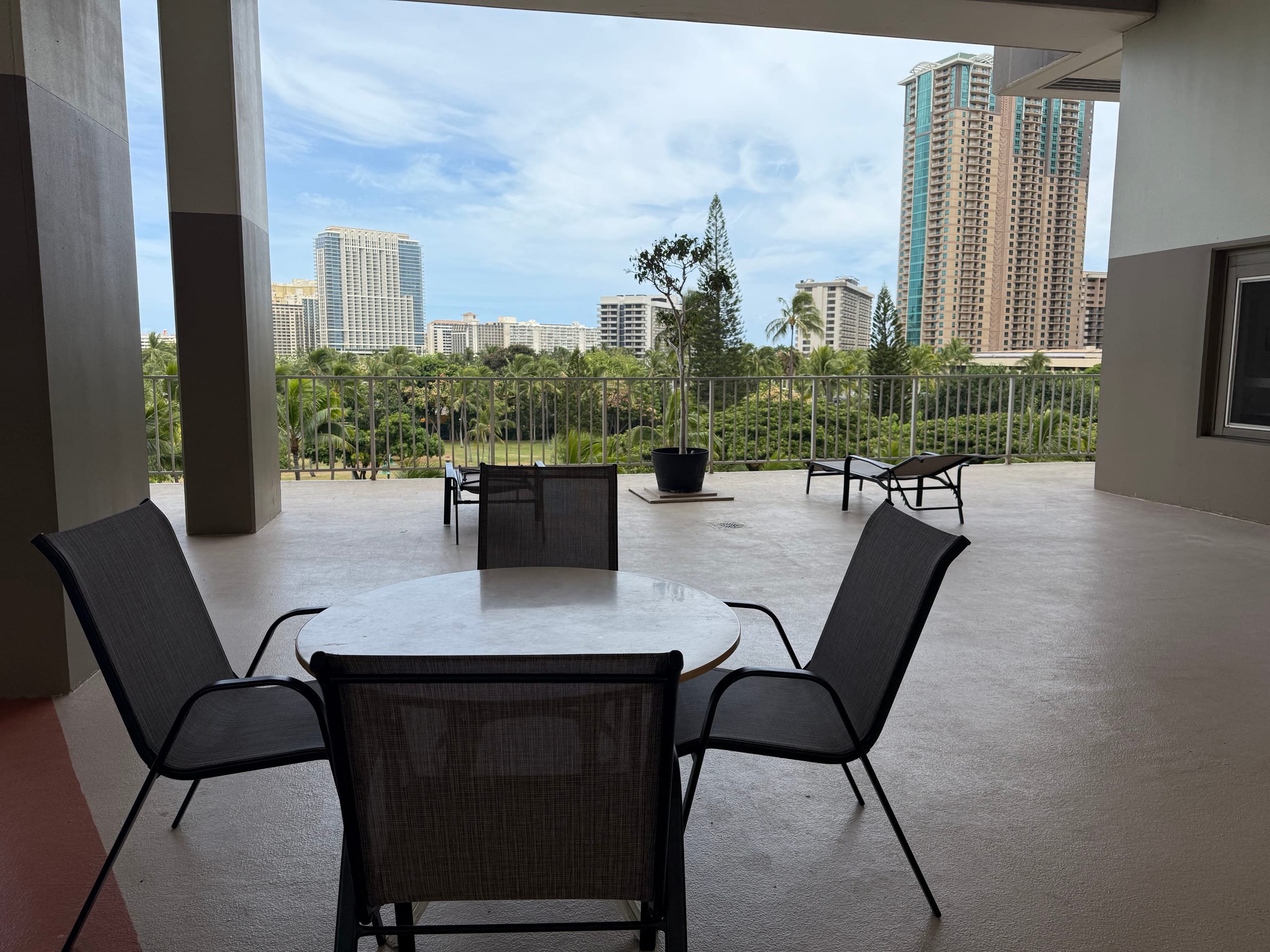 Condo in Honolulu · ★5.0 · 1 bedroom · 1 bed · 1 bath - Image 20