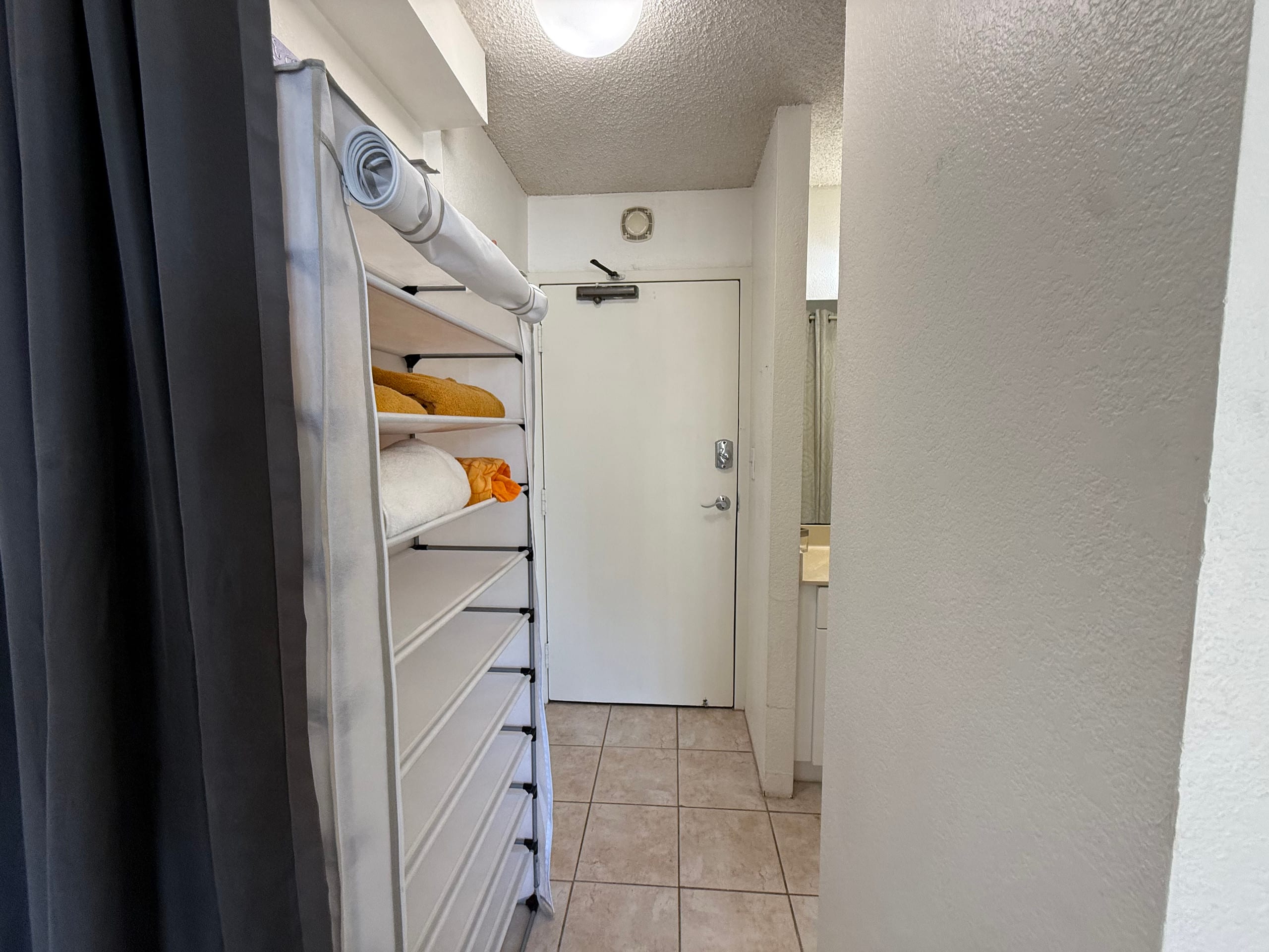 Condo in Honolulu · ★5.0 · 1 bedroom · 1 bed · 1 bath - Image 18