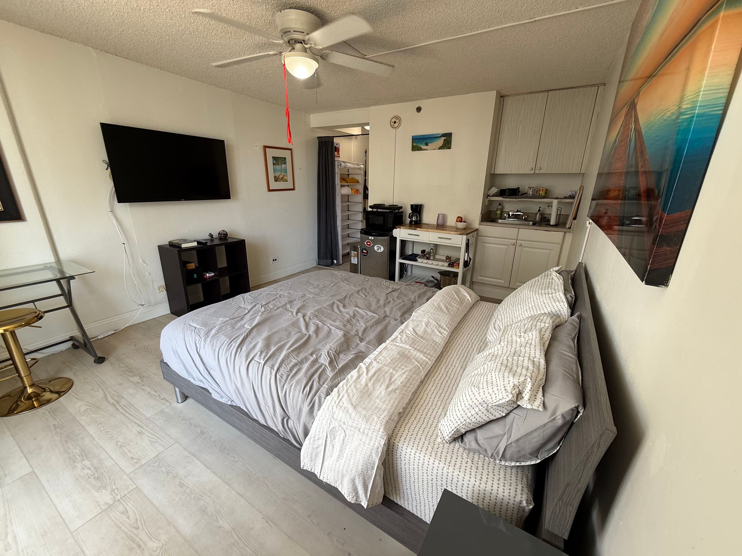 Condo in Honolulu · ★5.0 · 1 bedroom · 1 bed · 1 bath - Image 5