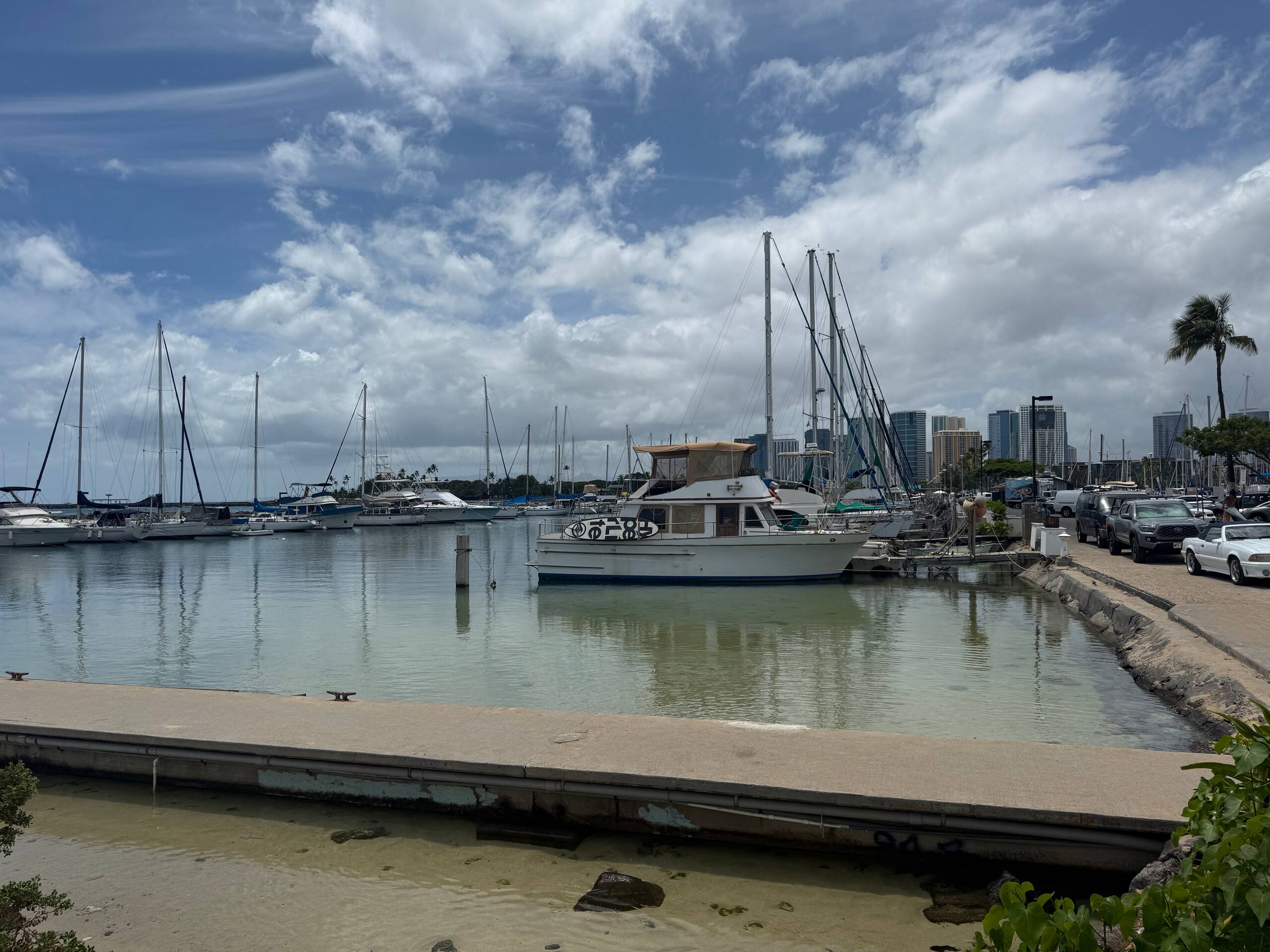 Condo in Honolulu · ★5.0 · 1 bedroom · 1 bed · 1 bath - Image 30