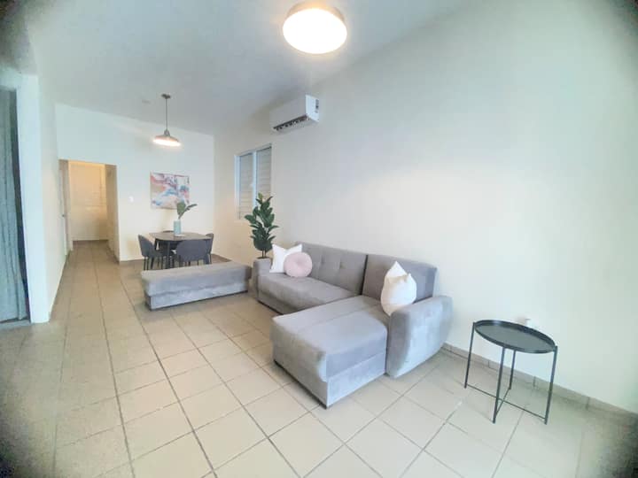 Cozy Retreat -Close To Beach Parking & Wifi - Puerto Rico