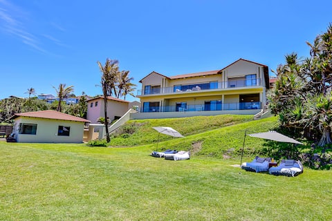 7BR Beachfront House | Sleeps 18 | Salt Rock