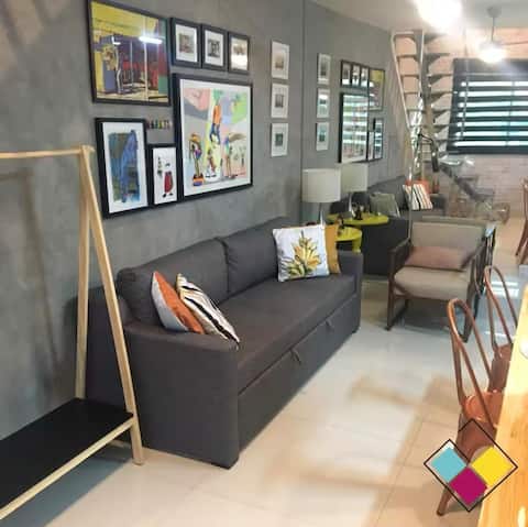 Imóvel de sucesso: Decorated loft near the sea. em Lauro De Freitas