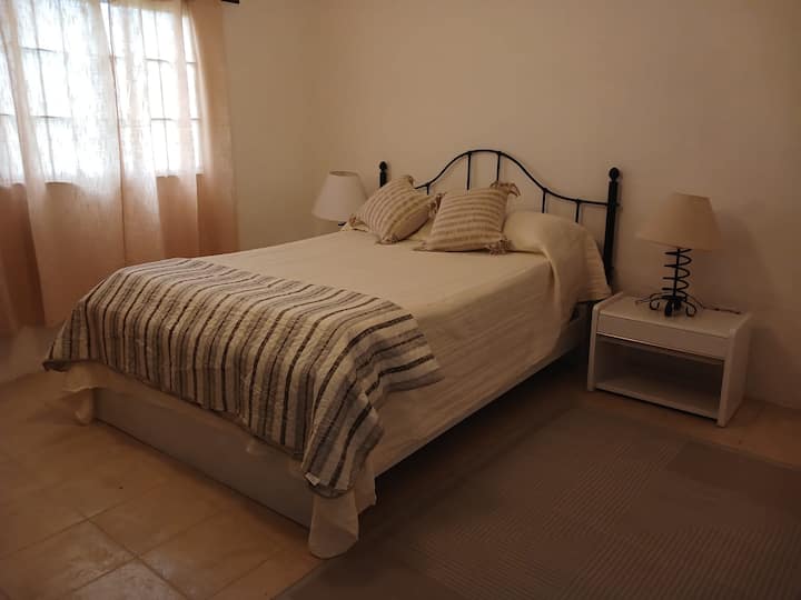 საძინებელი 1