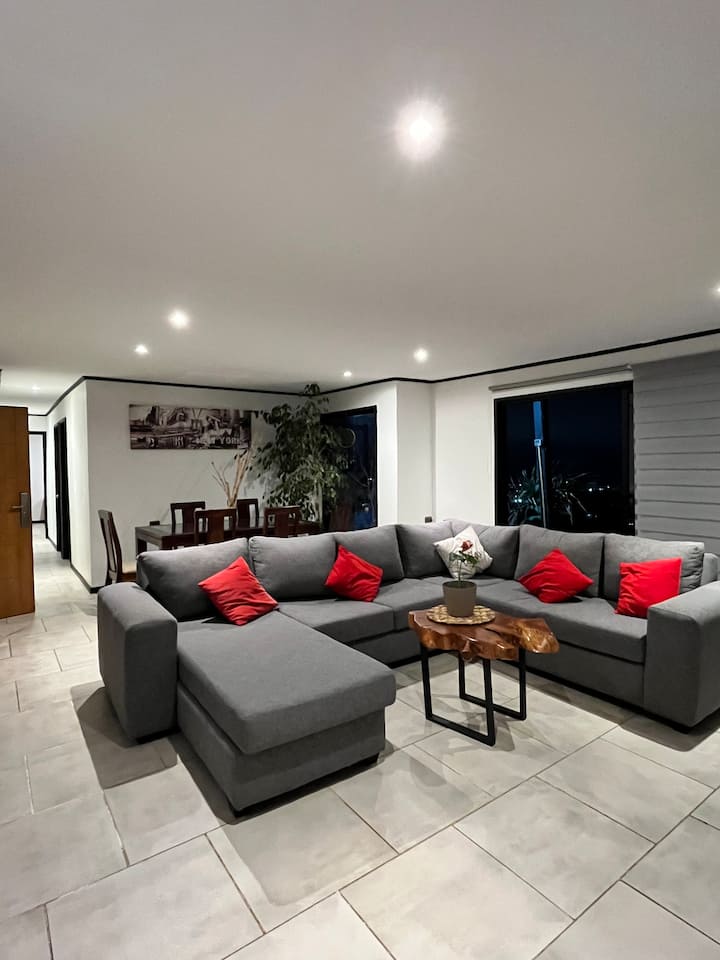 Casa En El Cerro Casablanca - Casablanca, Chile