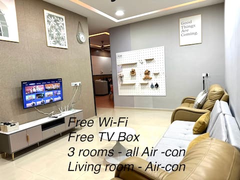 Cloudy Entire Landed house @ city & airport