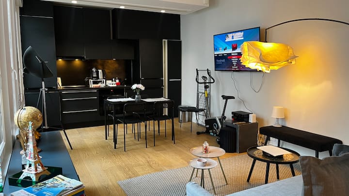 Appartement éLégant à Cœur De Paris 2ème - Paryż