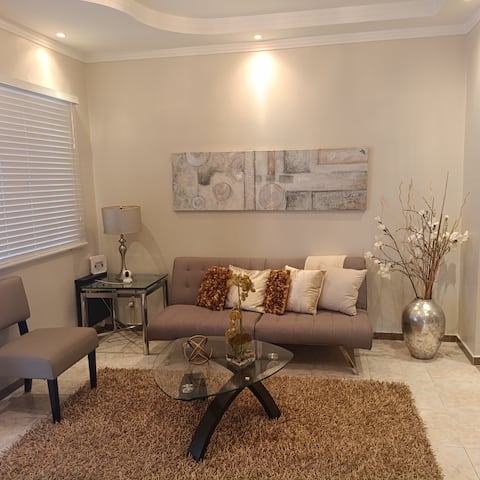 Top Airbnb: Spacious and Comfortable House em Governador Valadares