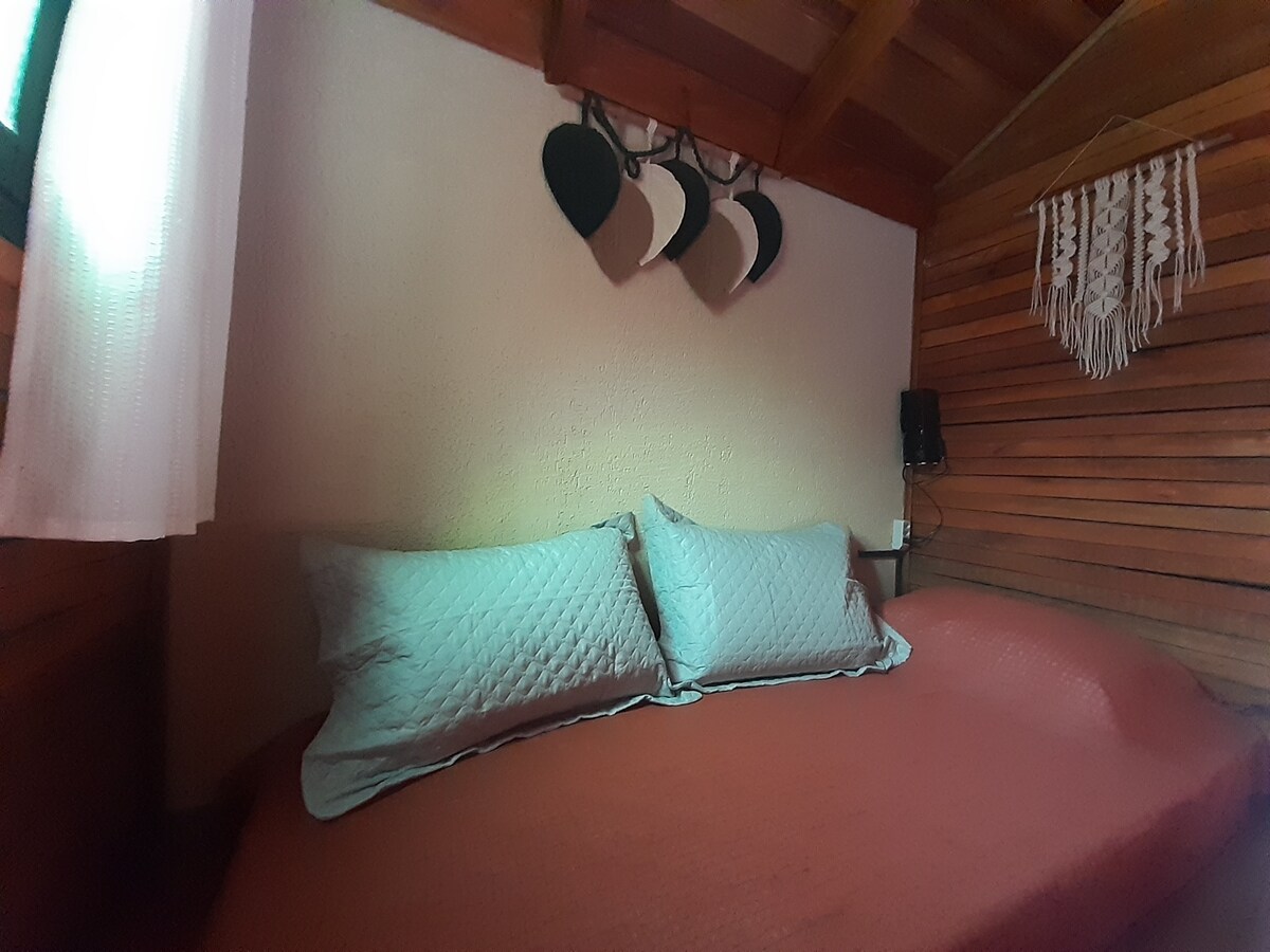 Mezzanino me akomodim të vetëm.