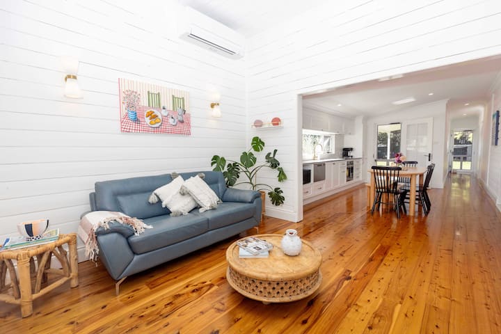 Little Miss Chandos ~ Close To The Cbd - Gunnedah