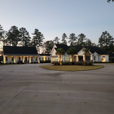 Elegant Luxury Estate Home on Lake Murray!