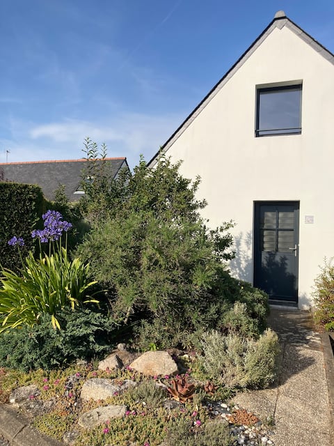 Successful Airbnb property: Cozy house - 400 m from the beach, Quiberon Bay in Saint Pierre Quiberon
