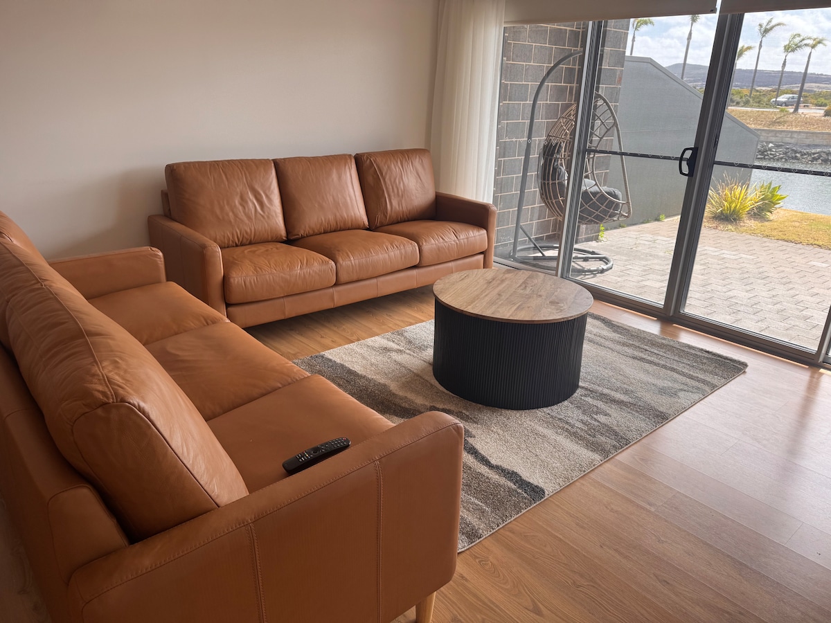 Top performing Airbnb: Stay at Monterey in Port Lincoln