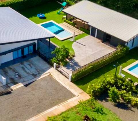 Casa con piscina en Tamarindo