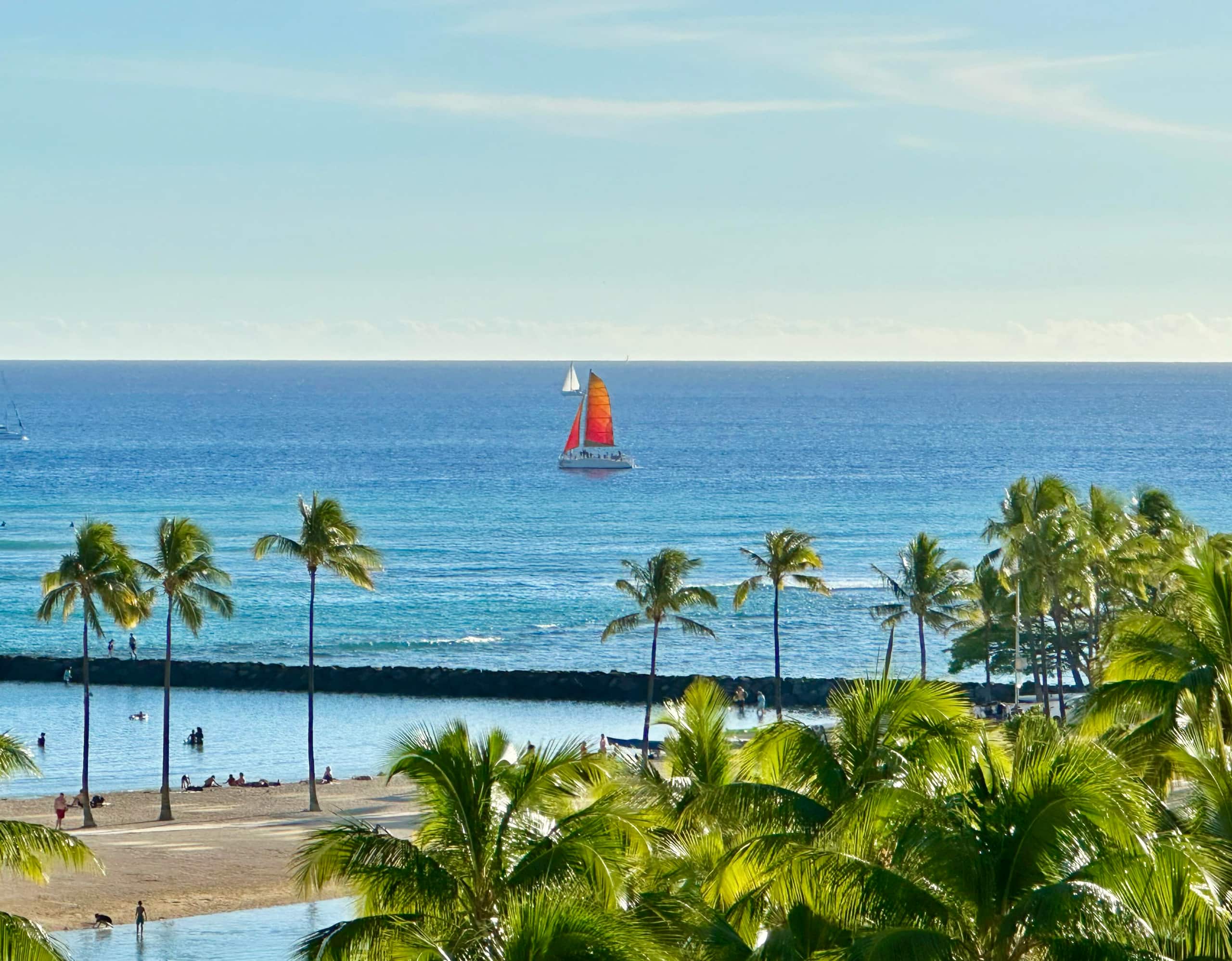 Condo in Honolulu · ★4.92 · 1 bedroom · 2 beds · 1 private bath - Image 4