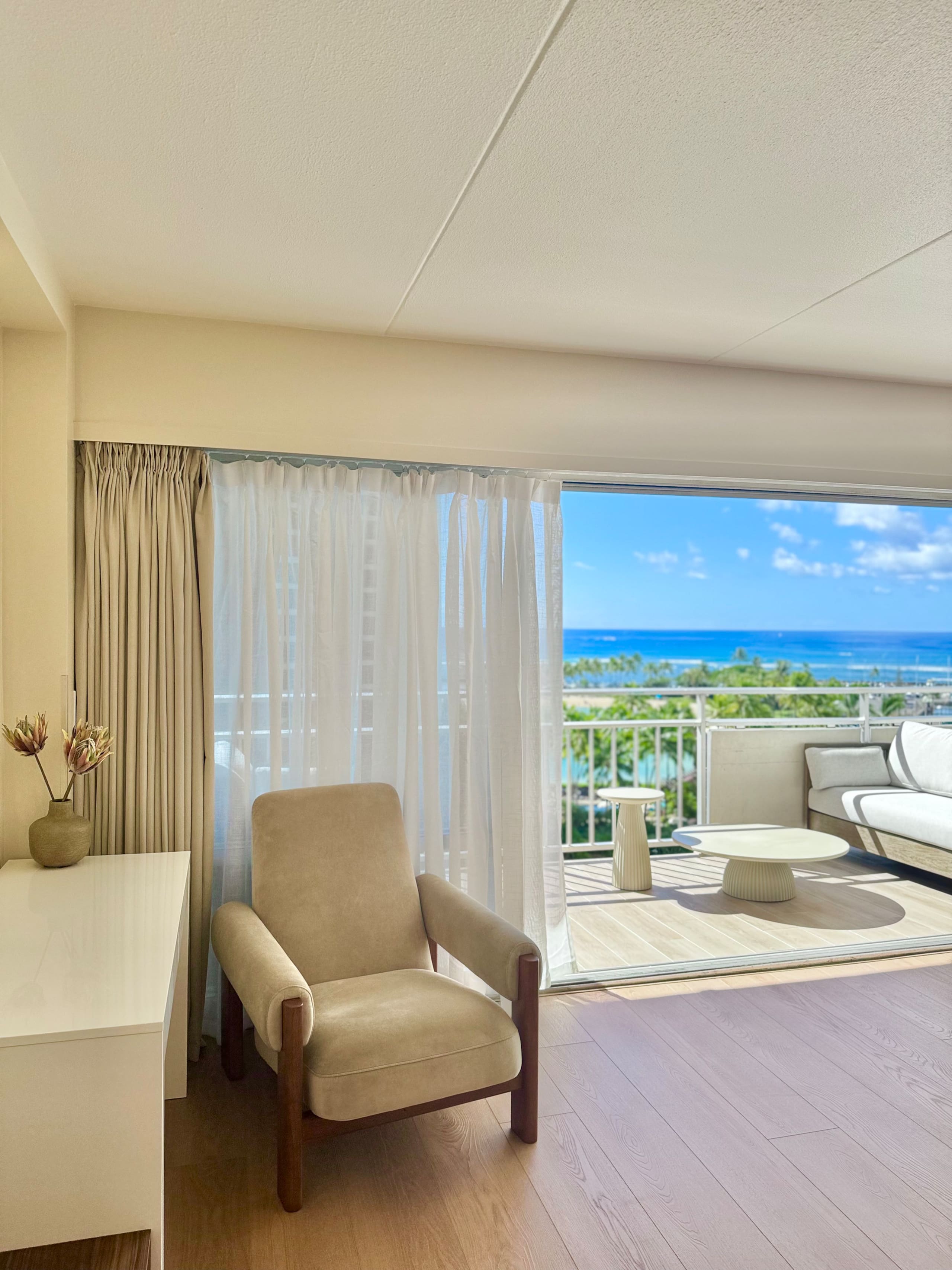 Condo in Honolulu · ★4.92 · 1 bedroom · 2 beds · 1 private bath - Image 6