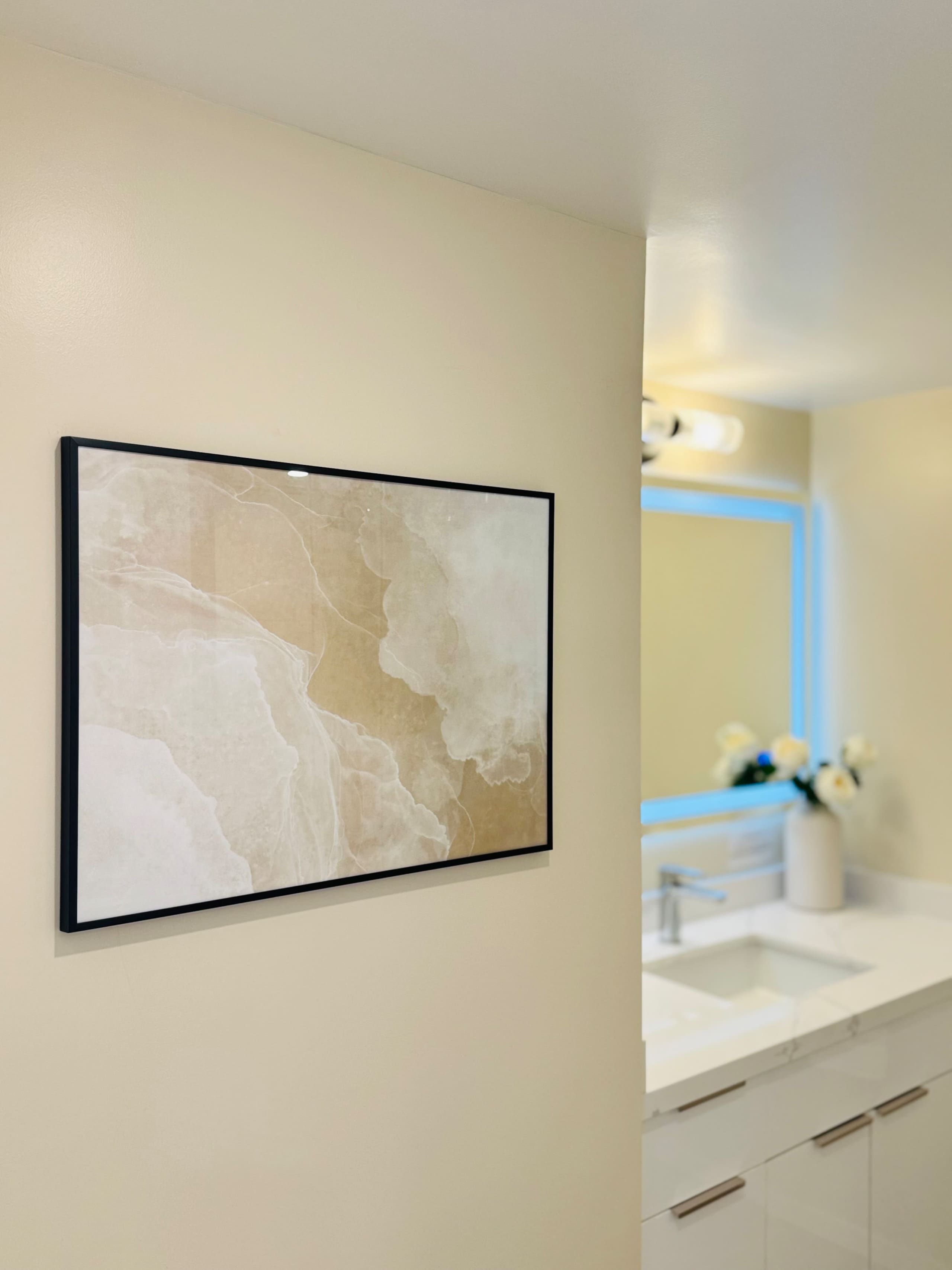 Condo in Honolulu · ★4.92 · 1 bedroom · 2 beds · 1 private bath - Image 47