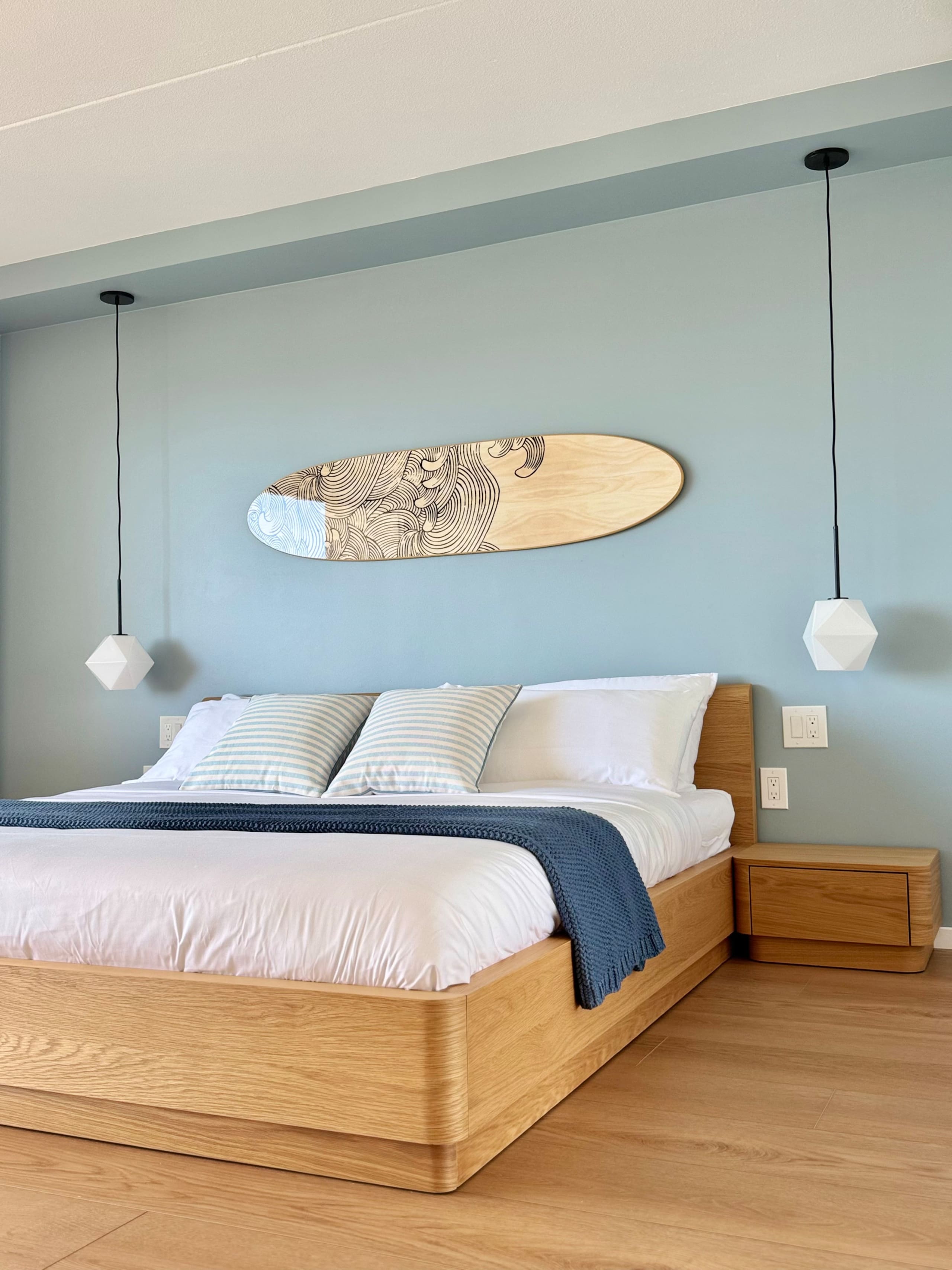 Condo in Honolulu · ★4.98 · 1 bedroom · 2 beds · 1 private bath - Image 18