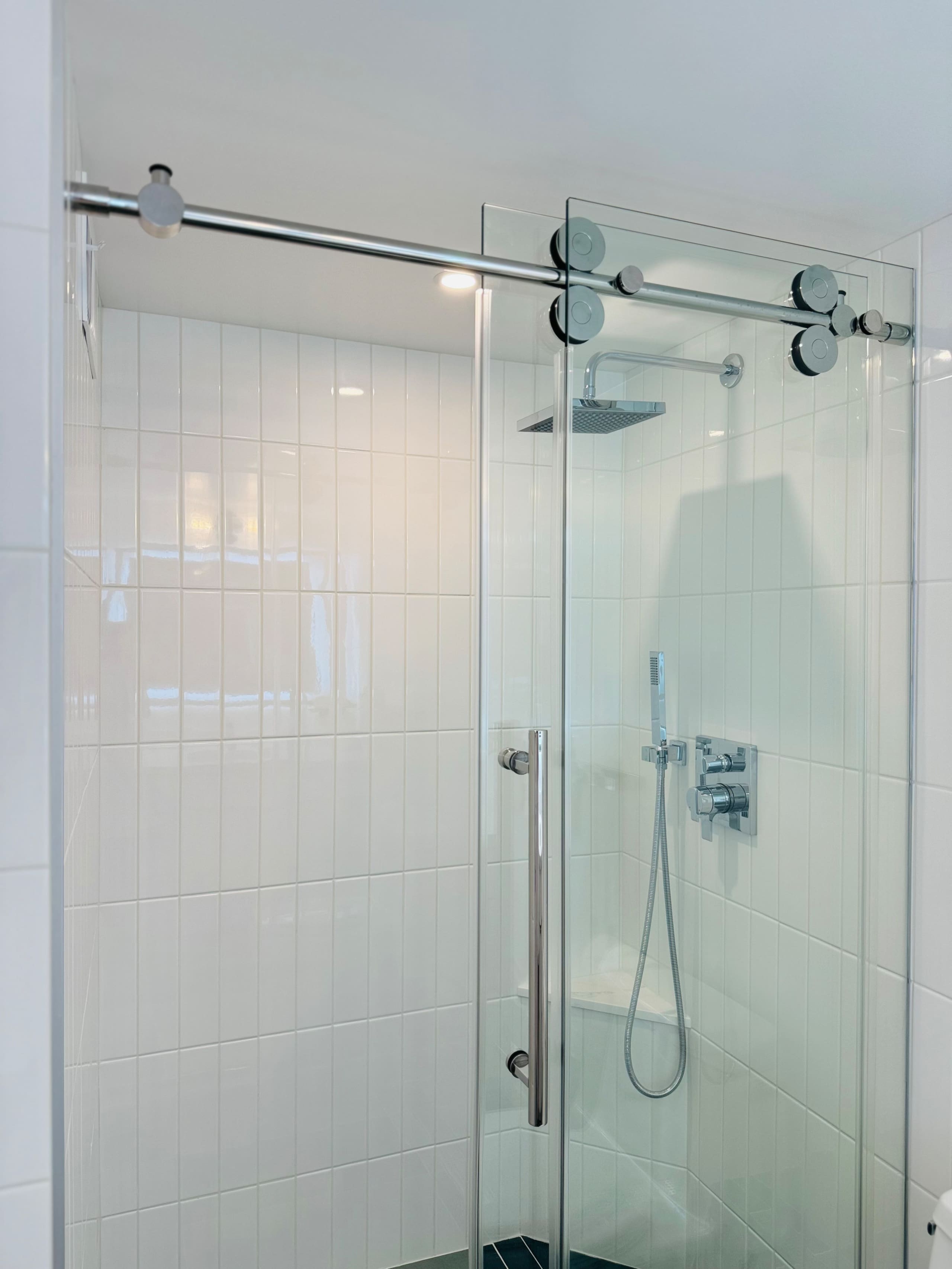Condo in Honolulu · ★4.93 · 1 bedroom · 2 beds · 1 private bath - Image 43