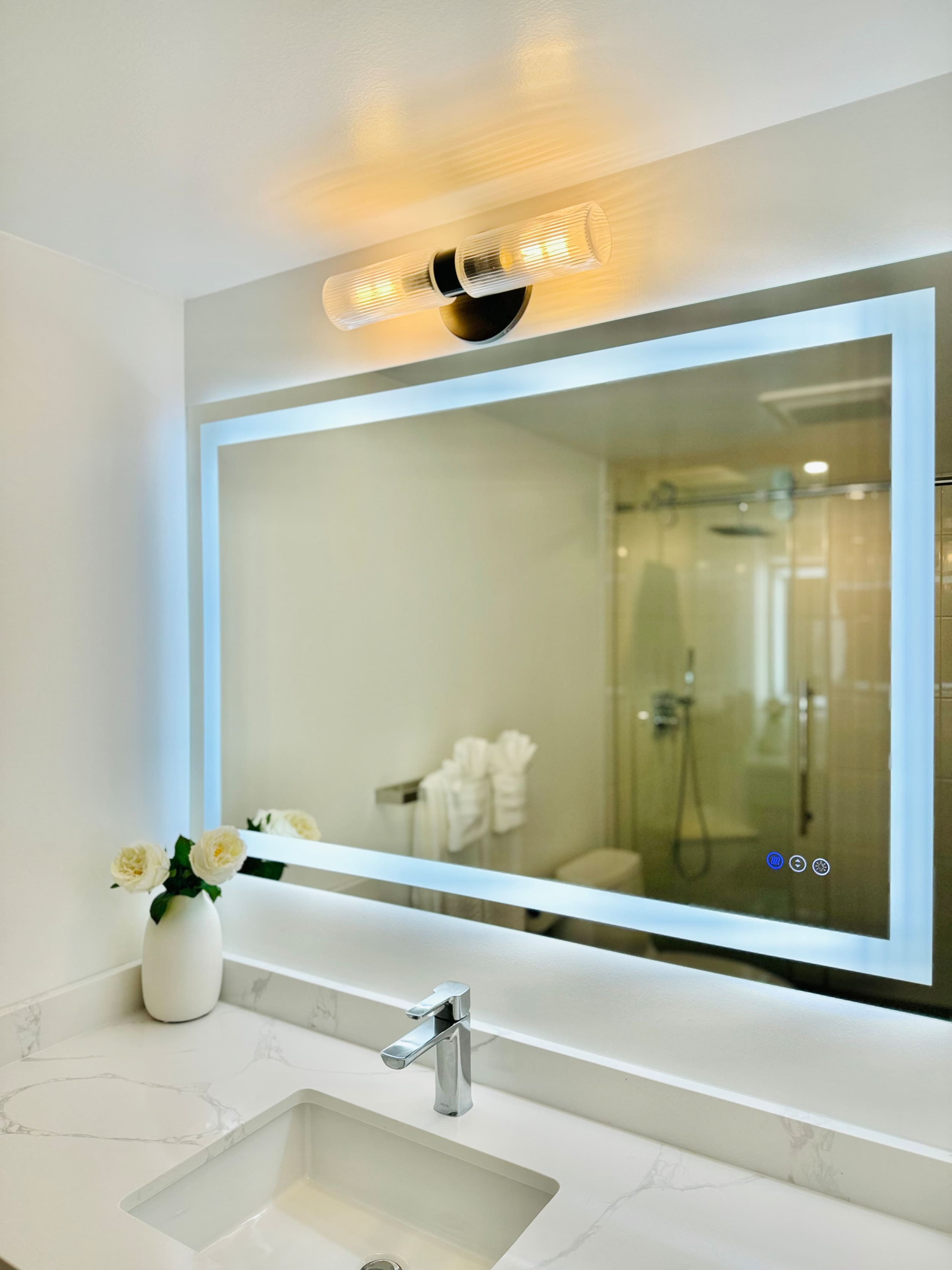 Condo in Honolulu · ★4.93 · 1 bedroom · 2 beds · 1 private bath - Image 40