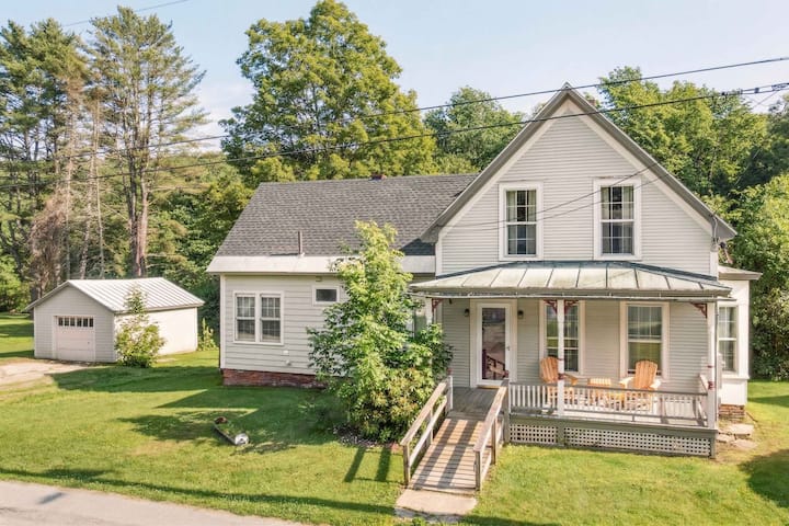 Serene 4-br Farmhouse 5 Min To Okemo - Ludlow, VT